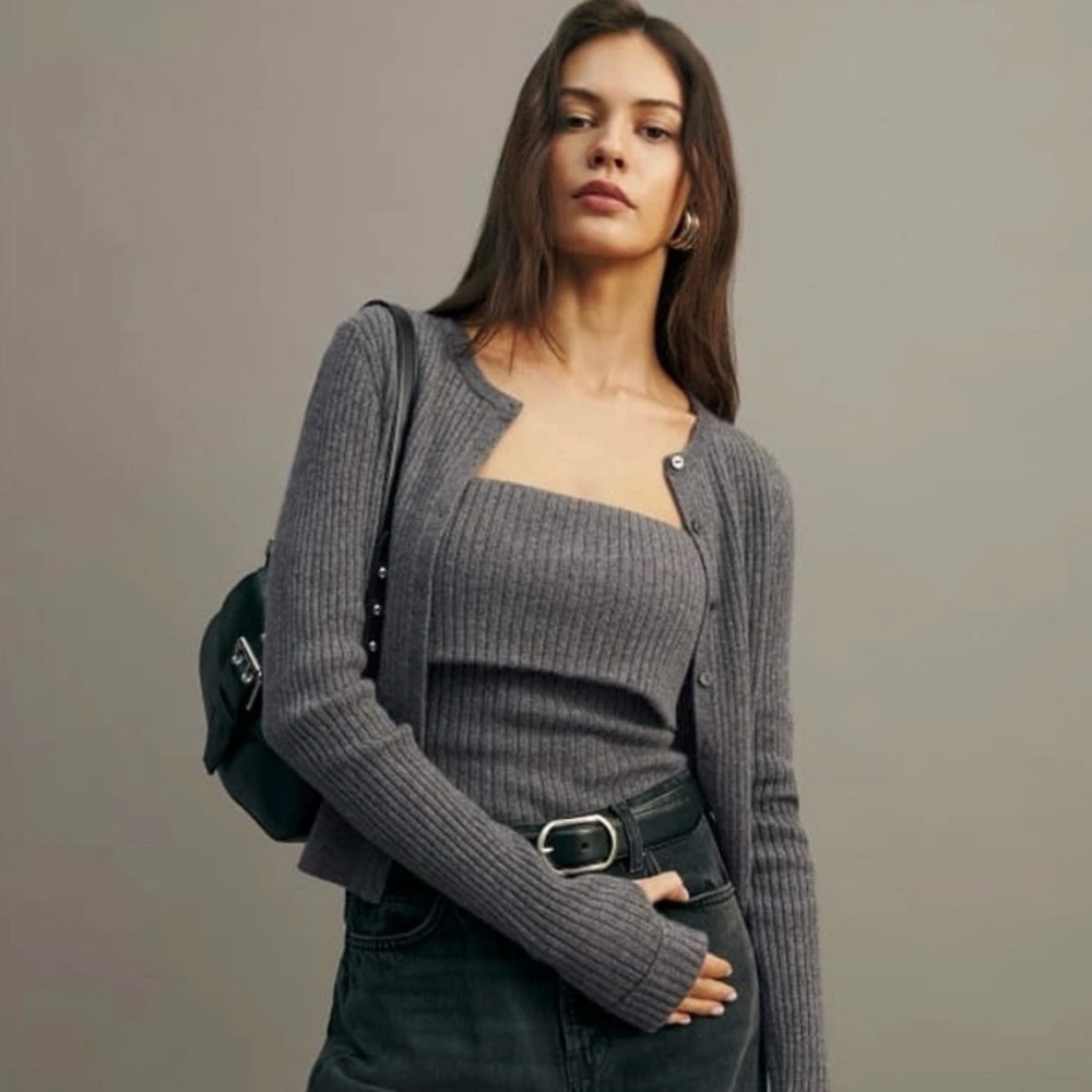 LOOKING FOR - Reformation Quinn Cashmere Sweater Set Grey - Size S